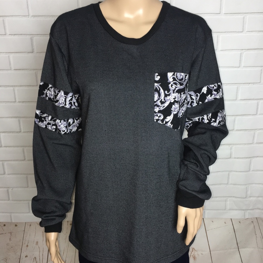 🛍Subtle Tees🛍 - Picture 4 of 7